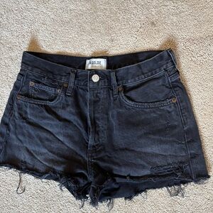 Agolde Black Raw-Hem Denim Shorts (PARKER VINTAGE CUT OFF SHORT)